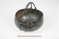 Foto von Bronzekreuzattaschenbecken (NHMW-PRAE-025814)